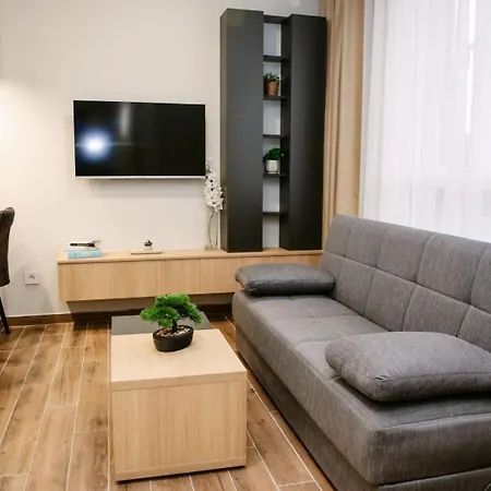 Pool Resort- Lena- 2