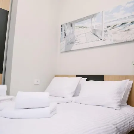 Pool Resort- Lena- 2 *