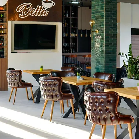 Pool Resort- Lena- 2 * Vrdnik