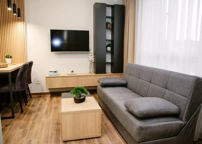 Pool Resort- Lena- 2